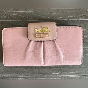Coach Madison Pink Slim Leather Wallet New